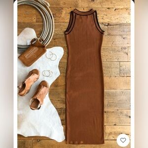 Brown dress